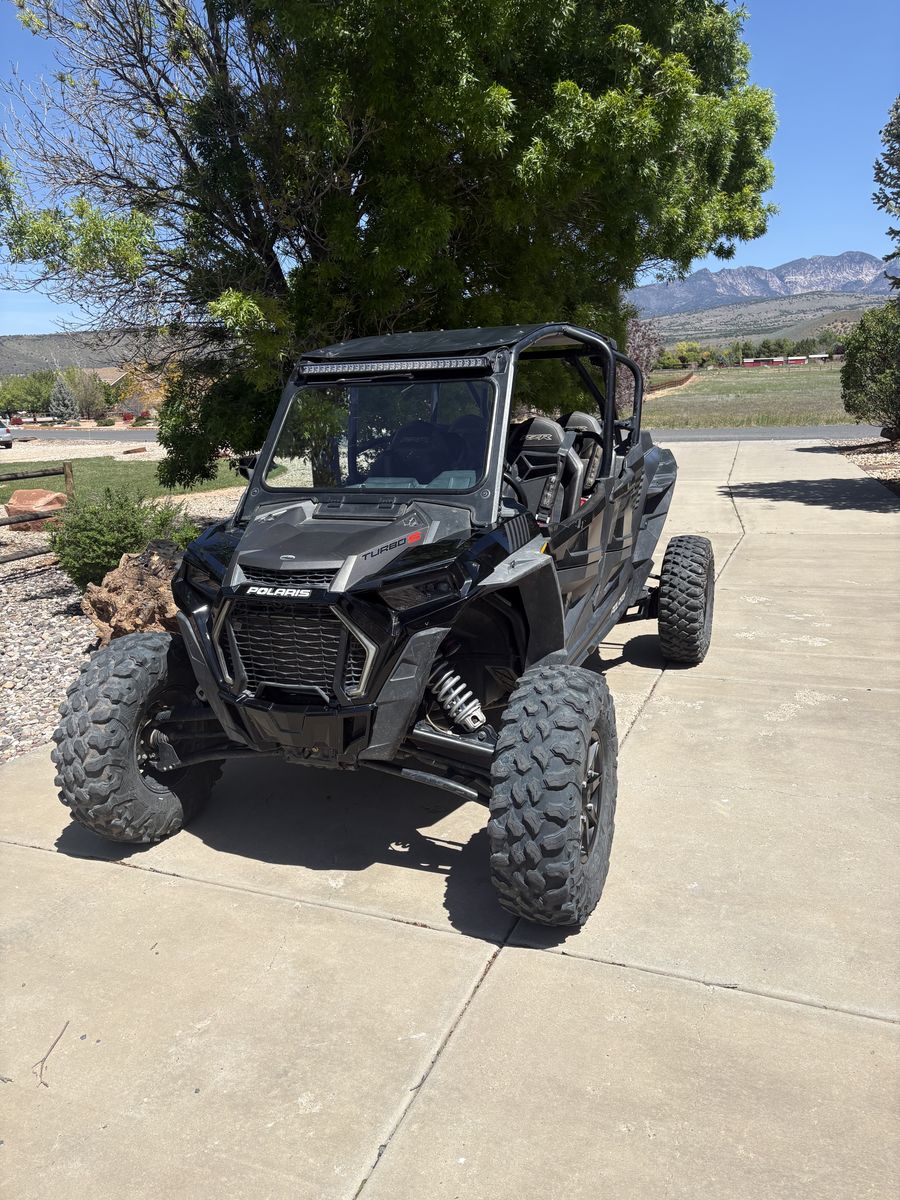 2021 rzr turbo S