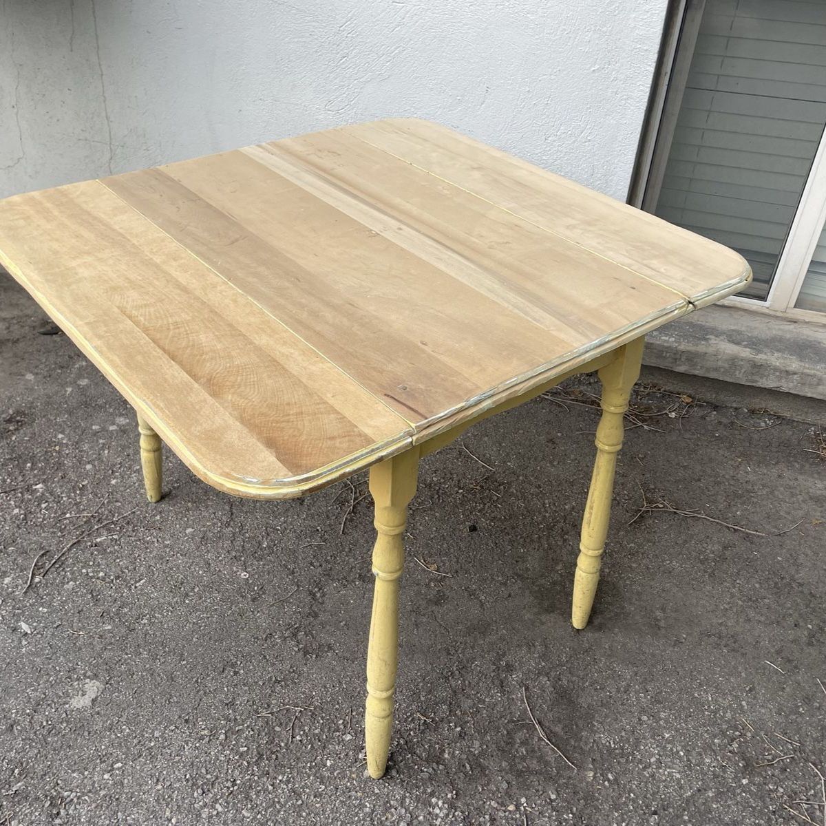 Main image 3