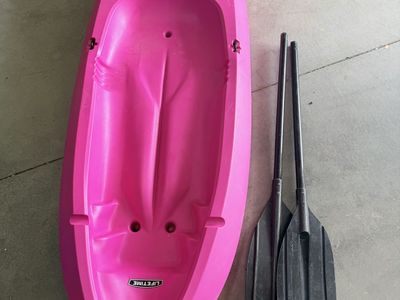 Lifetime Youth Pink Kayak & Paddle 150lb Max