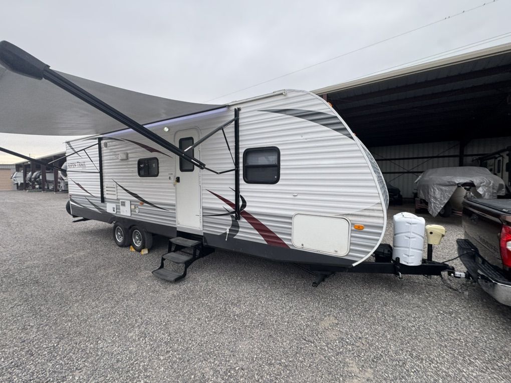 Mint Dutchmsm Aspen Trail 4 Season + extras