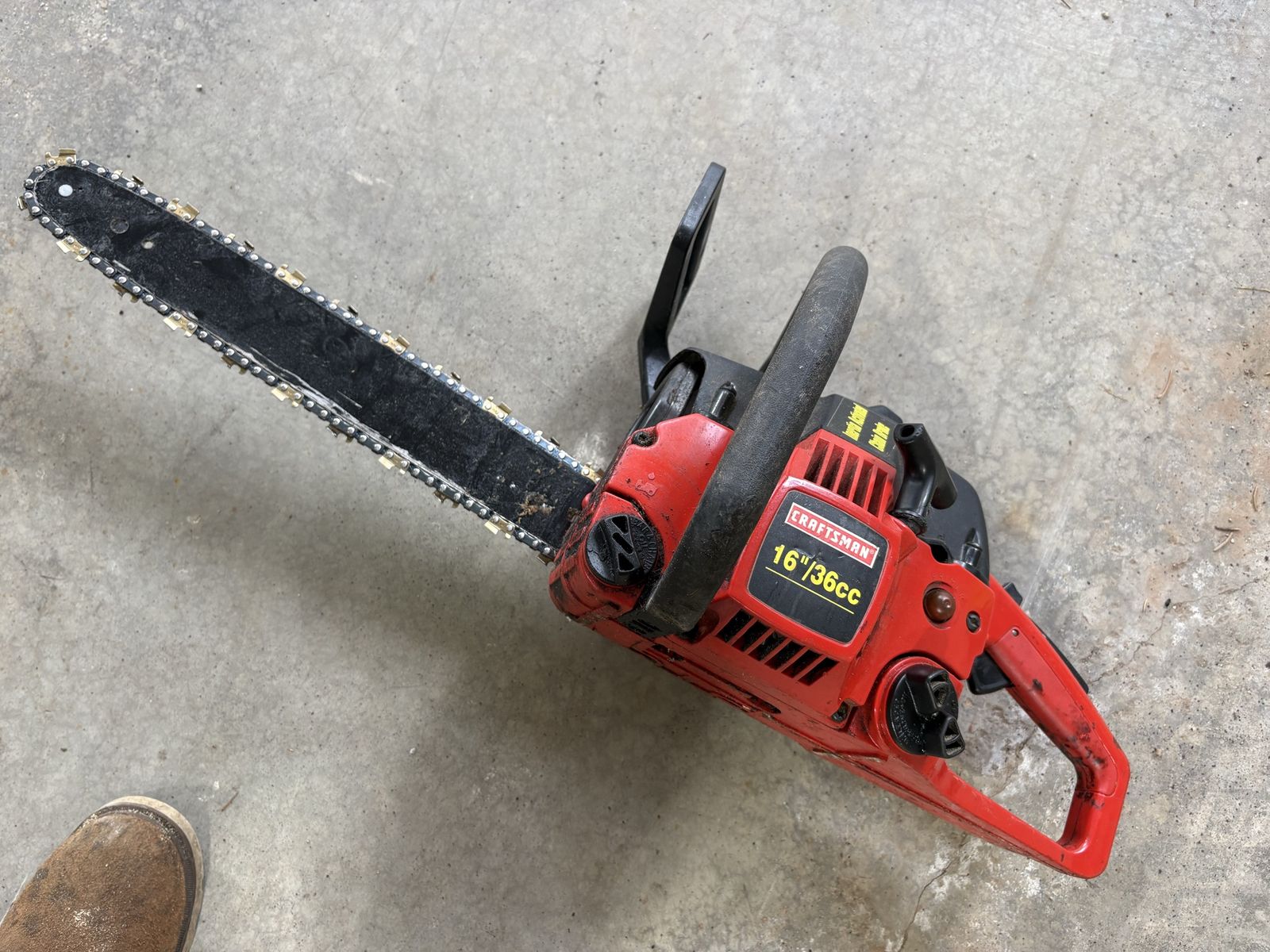 Craftsman 16" Chainsaw