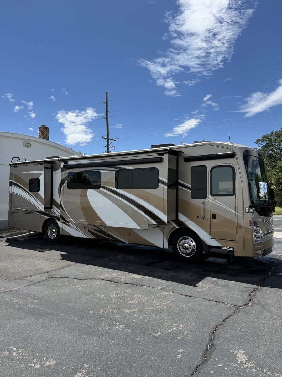 2016 Thor Tuscany 36 MQ XTE Diesel Pusher - Low Miles, King Bed, Solar