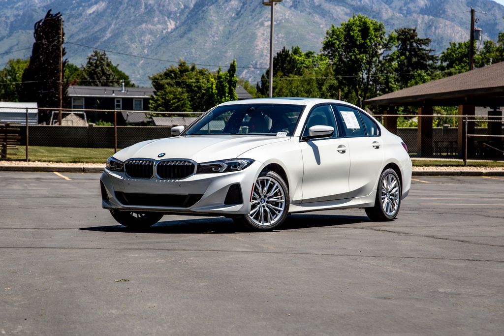 2023 BMW 3 Series 330i xDrive