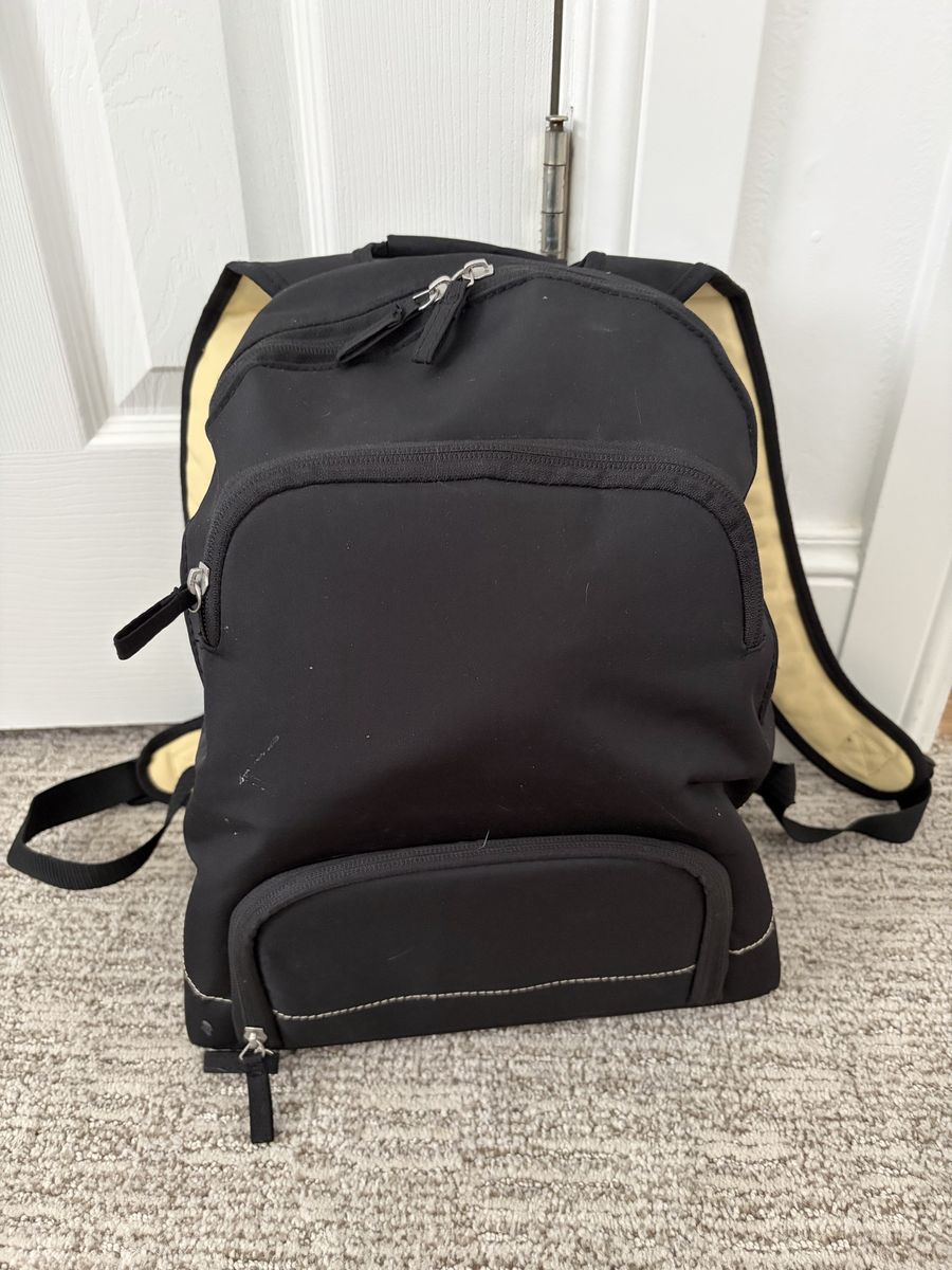 Main image 7