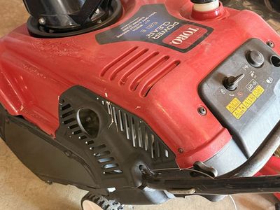 Toro Power Clear 621 E Snow Blower - 21" Width, 163cc OHV, 4-Cycle Engine, Electric Start