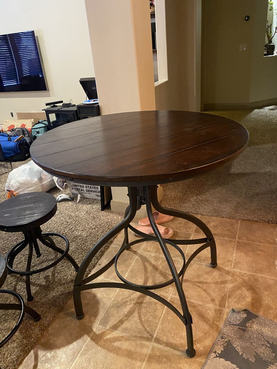 Round Table and Stools