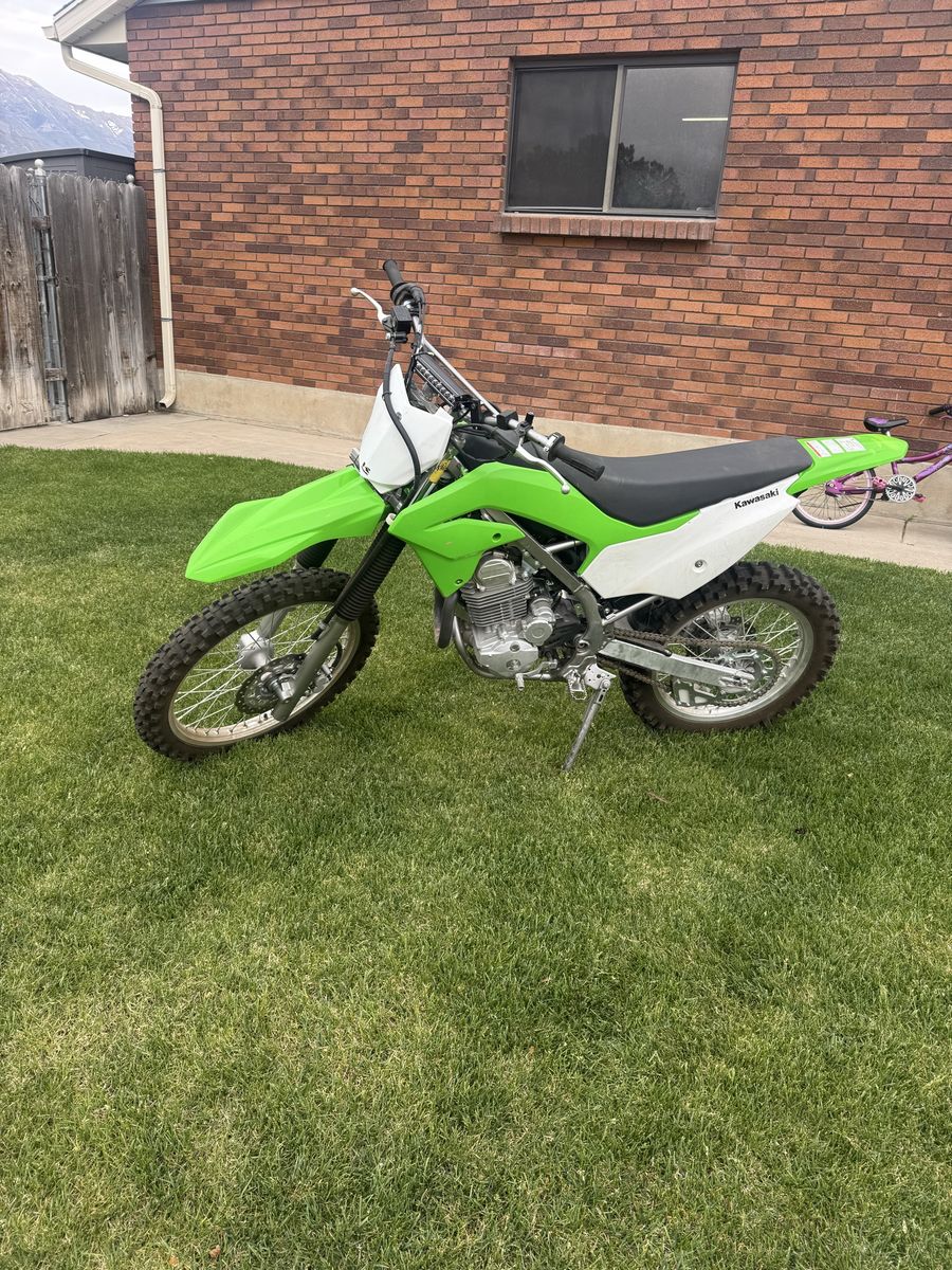Kawasaki KLX 230r