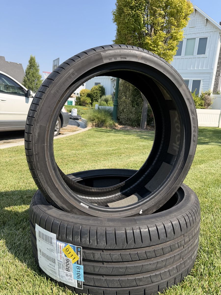 Pirelli Zero 285/35 ZR23 (107y)