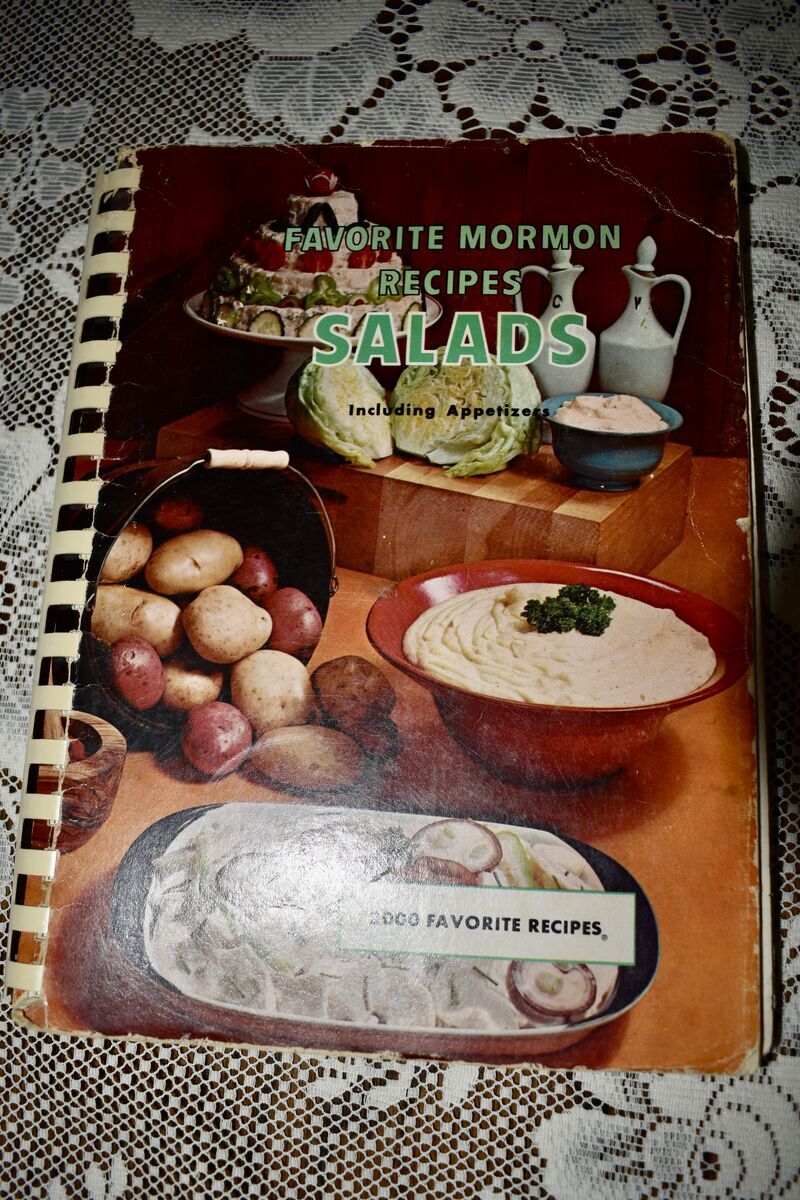 VINTAGE 1968 SPIRAL BOOK- FAVORITE MORMON RECIPES SALADS INCLUDING APPETIZERS WITH 2000 FAVORITE RECIPES