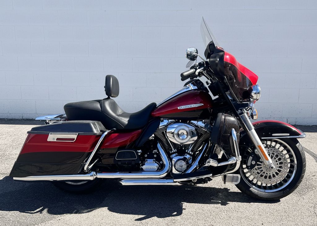2012 Harley Davidson Ultra Classic Limited 103 - Touring Cruiser - Street Glide