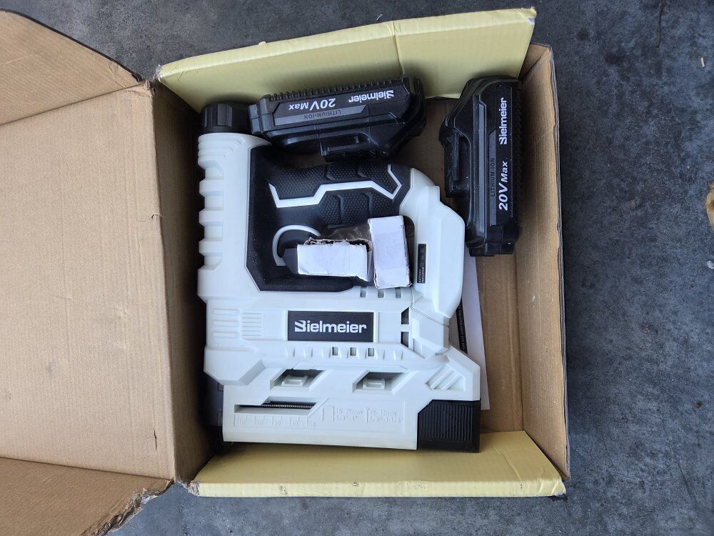 Bielmeier Brad nailer/stapler