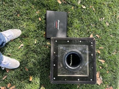 Pioneer 1000W Car Subwoofer & Amp - Used, Clear Enclosure