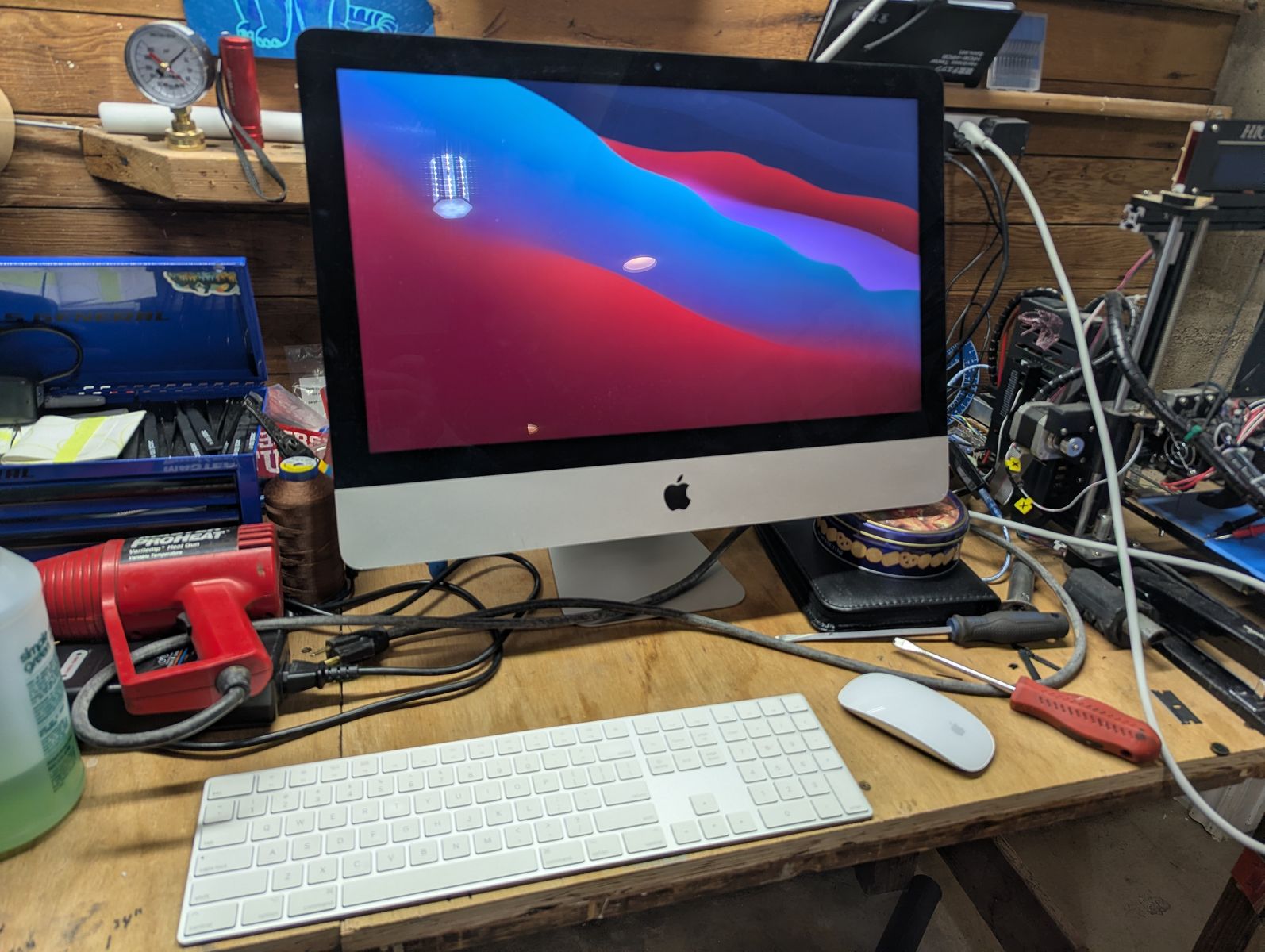 IMac (2015) Mint Condition, With Magic Keyboard and Magic Mouse