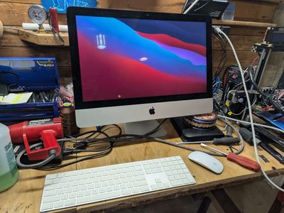 IMac (2015) Mint Condition, With Magic Keyboard and Magic Mouse