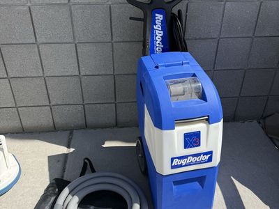 Rug Doctor X3 Carpet Cleaner Vacuum with Upholstery Attachment - Shampooing Machine - RugDoctor