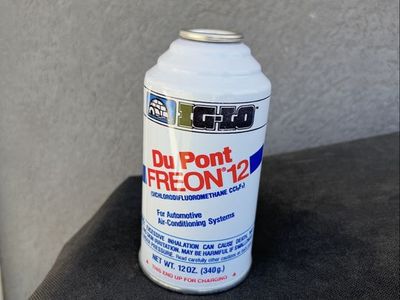 Vintage Du Pont Freon 12 12oz Automotive Air-Conditioning Can, 28 cans. Will sell individually. $20 per can. Or $420 for all 28.