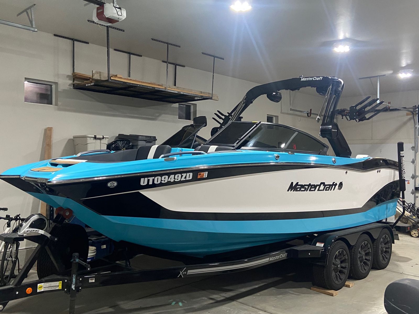 2022 MasterCraft X24