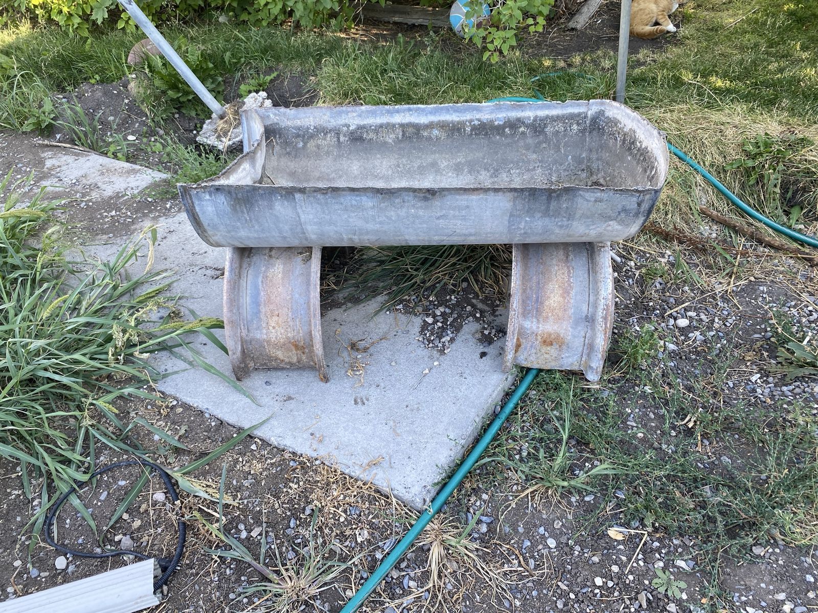 Small trough