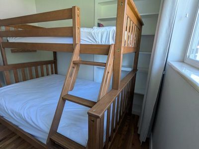 Max & Lily Twin Over Full Bunk Bed