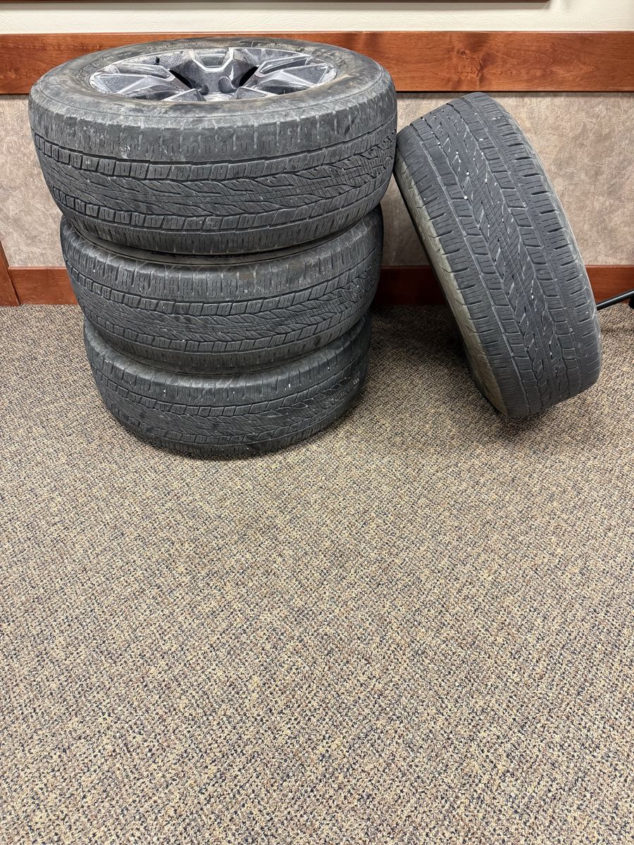 2024 Chevrolet Tahoe OEM 20" Wheels & Tires Set