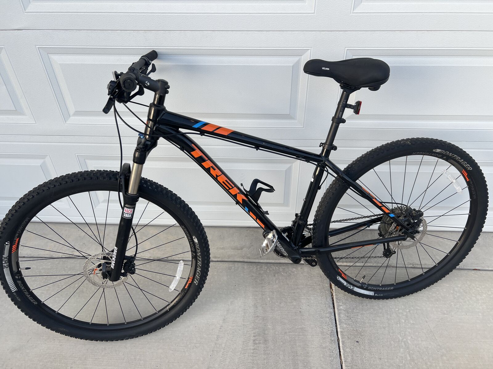 2017 Trek X-Caliber 8 — Used Mountain Bike