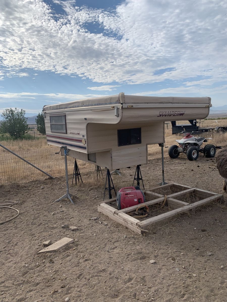 Skamper Pop-Up Truck Camper (Model 080S?) - Used