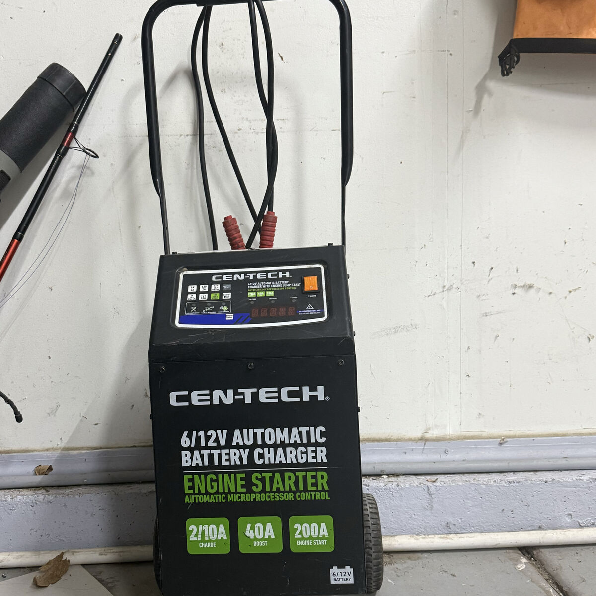 6 And 12 Volt 200 Amp Battery Charger