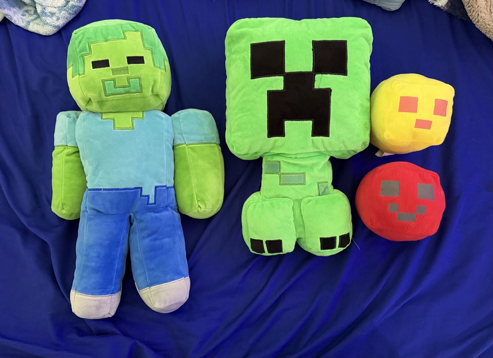Minecraft Plush Lot: Zombie, Creeper, & Red/Yellow Blocks - Soft & Collectible Gamer Decor