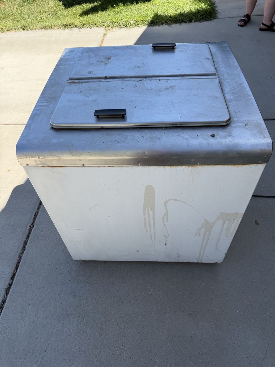 Main image 4