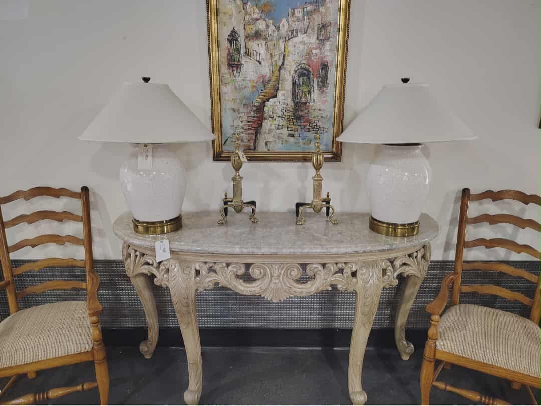 DealDepotUT.com - Furniture for Dining Rooms, Living Rooms, End Tables, Lamps, and More!