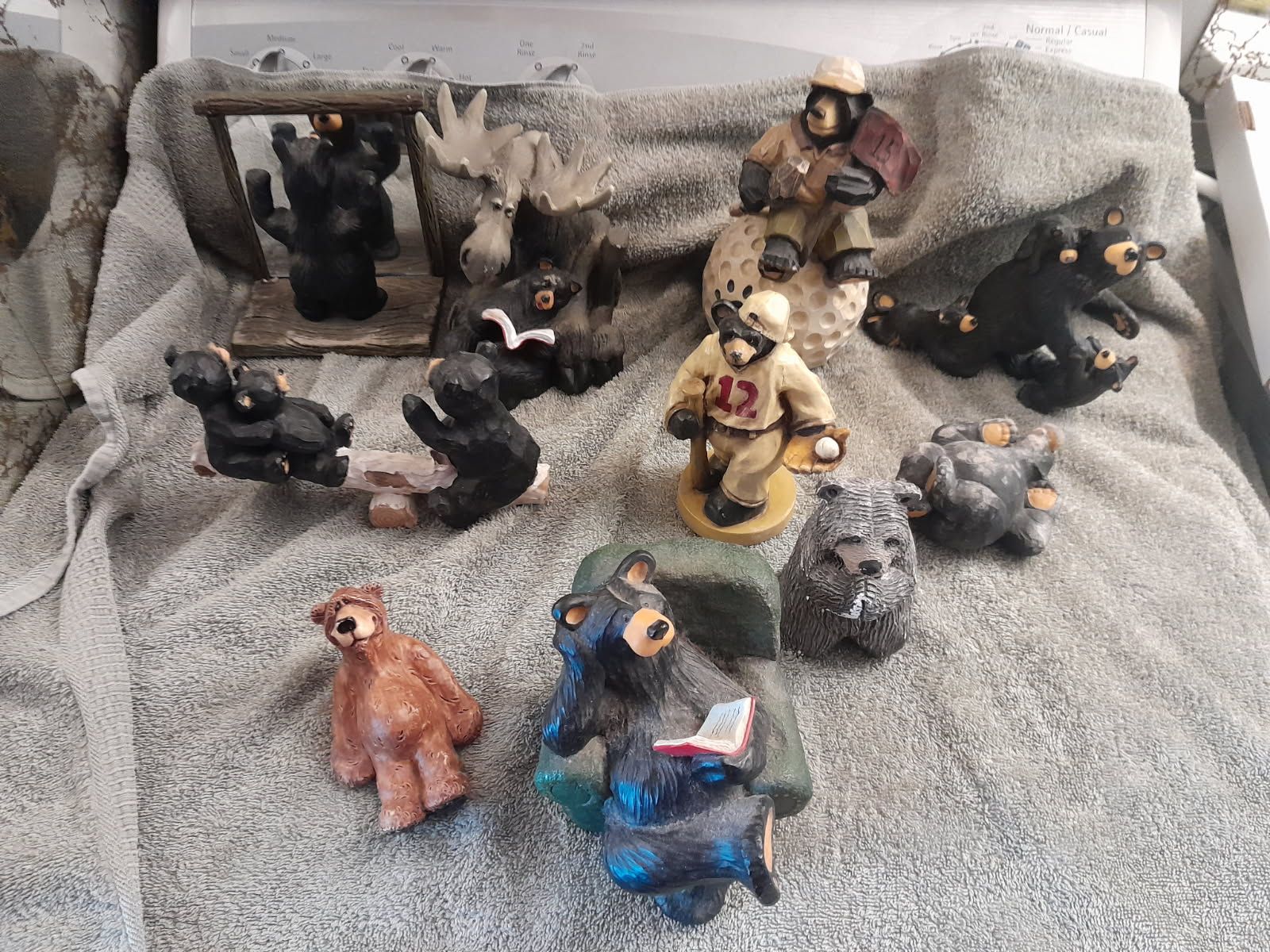 Like New 13 Pc Bear Fugurine Collection