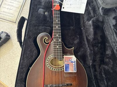 Eastman MD314 Mandolin w/ Case – Solid Wood F-Style Mandolin