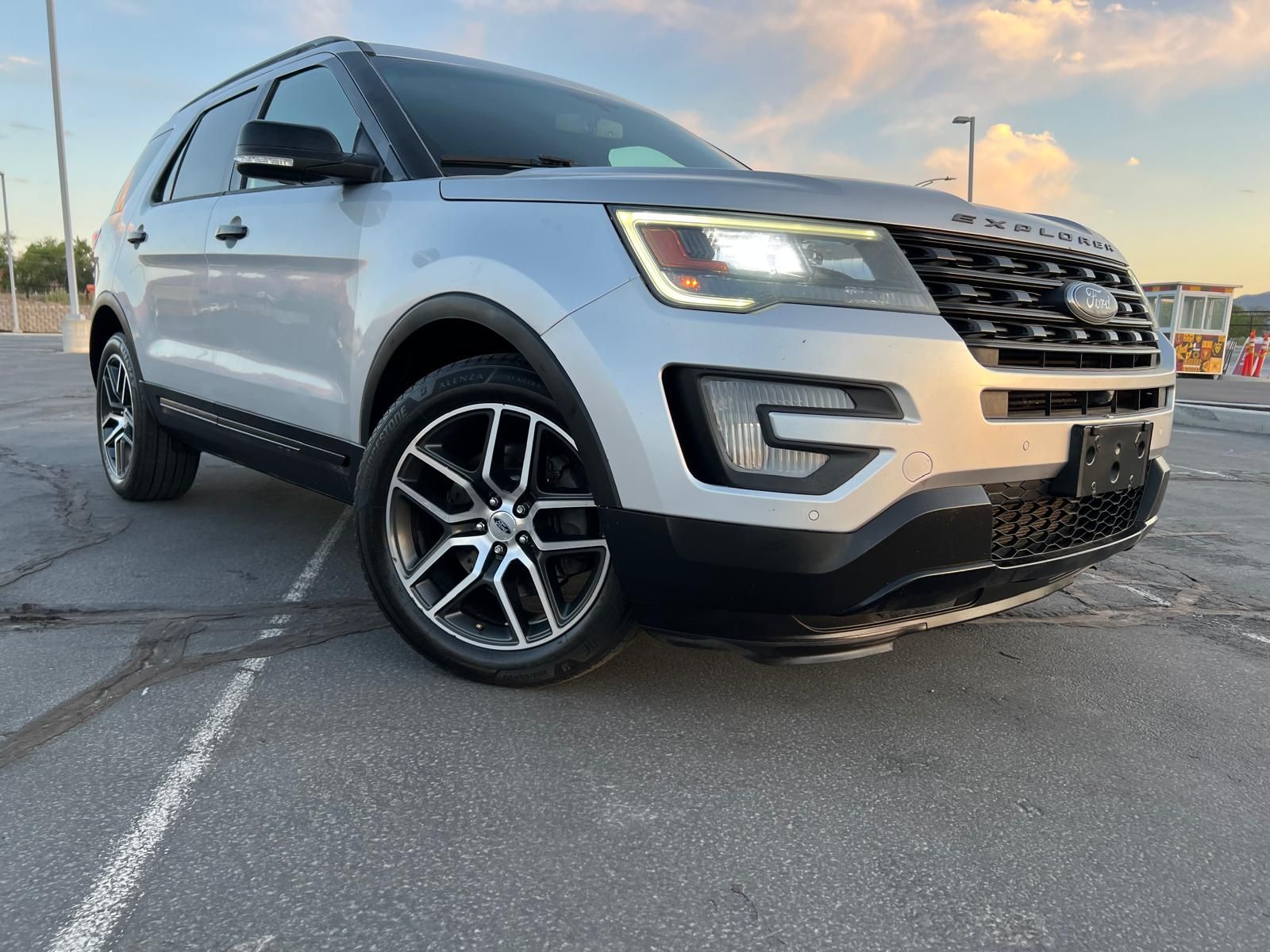 2016 Ford Explorer Sport