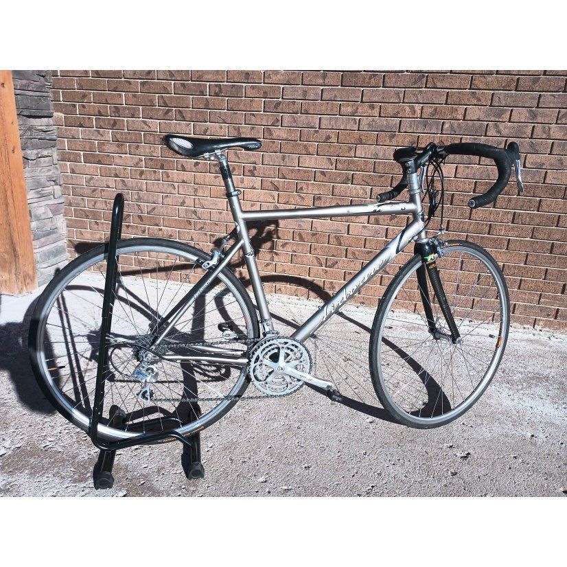 Women’s Titanium Road bike. Airborne Zepplin with Shimano Ultegra derailers in great shape with little use