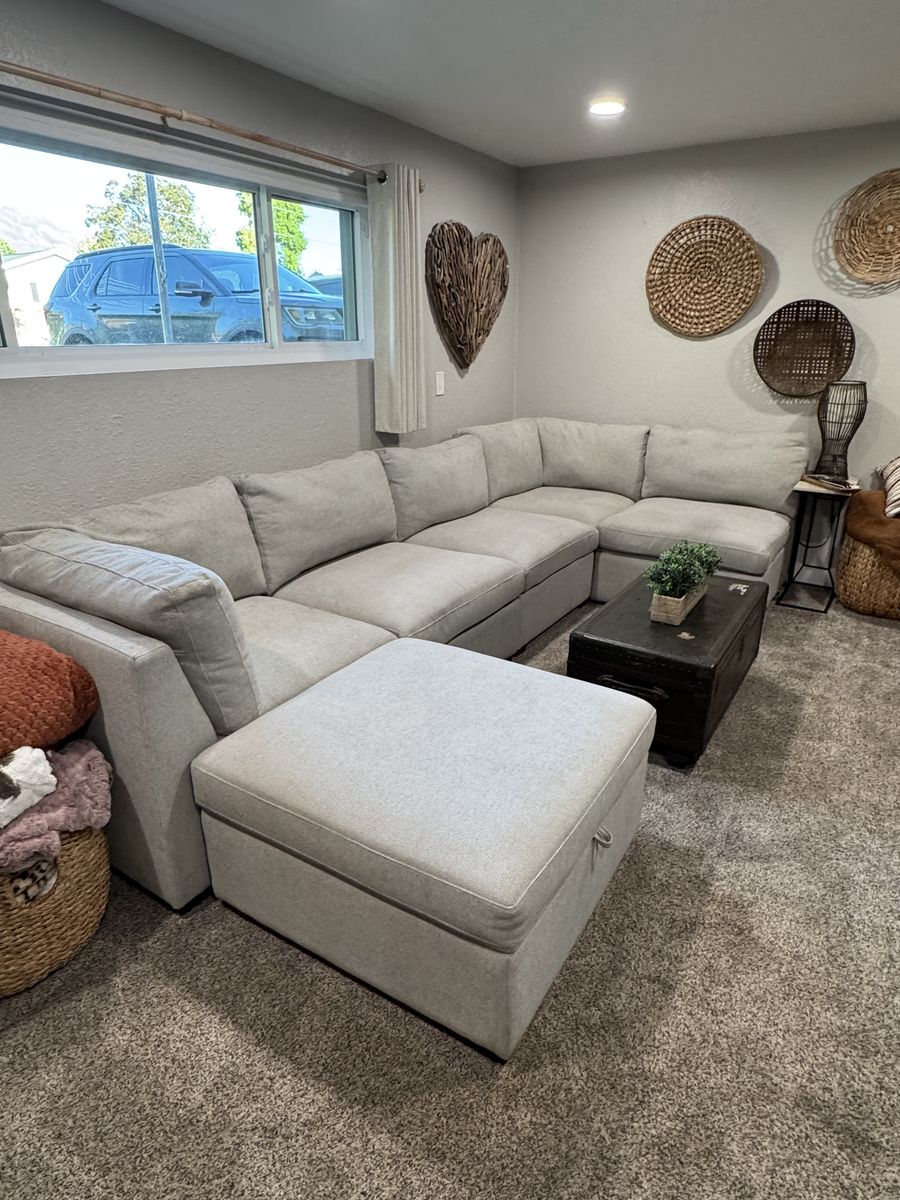 Spacious Light CreamSectional Sofa with Storage Ottoman - Excellent Condition