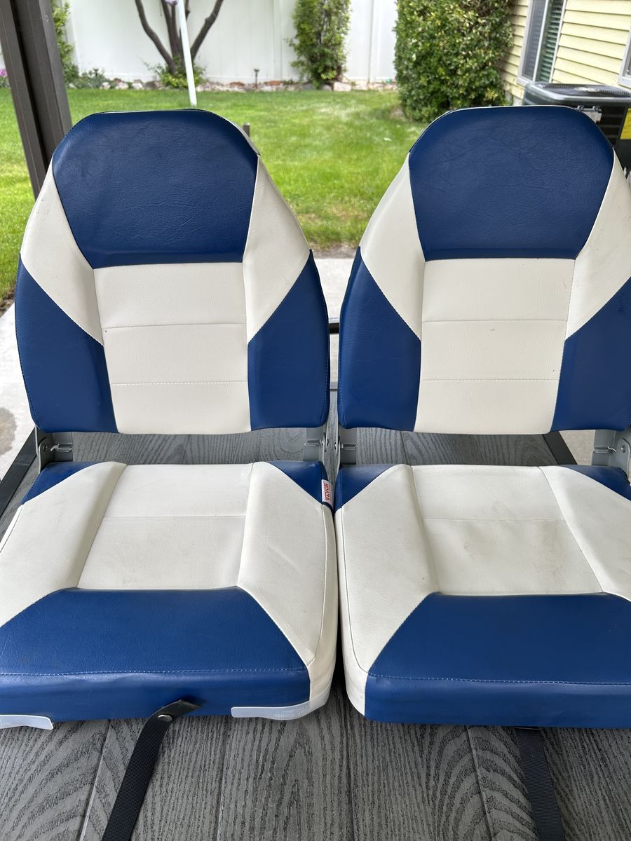 2 Vevor Seats-not used