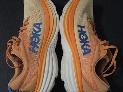 GUC Men's Hoka One One Bondi 8 Running Shoes Size 11D Impala Mock Orange - Orange/Blue