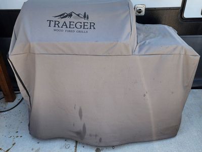 Traeger woodridge grill
