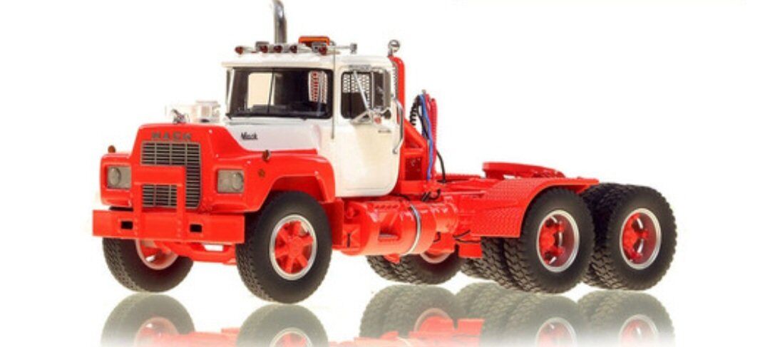 Fire Replicas: MACKG R TANDEM AXLE TRACTOR - WHITE