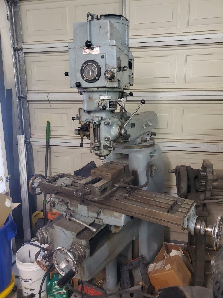 Induma milling machine 9x42 table similar to Bridgeport style