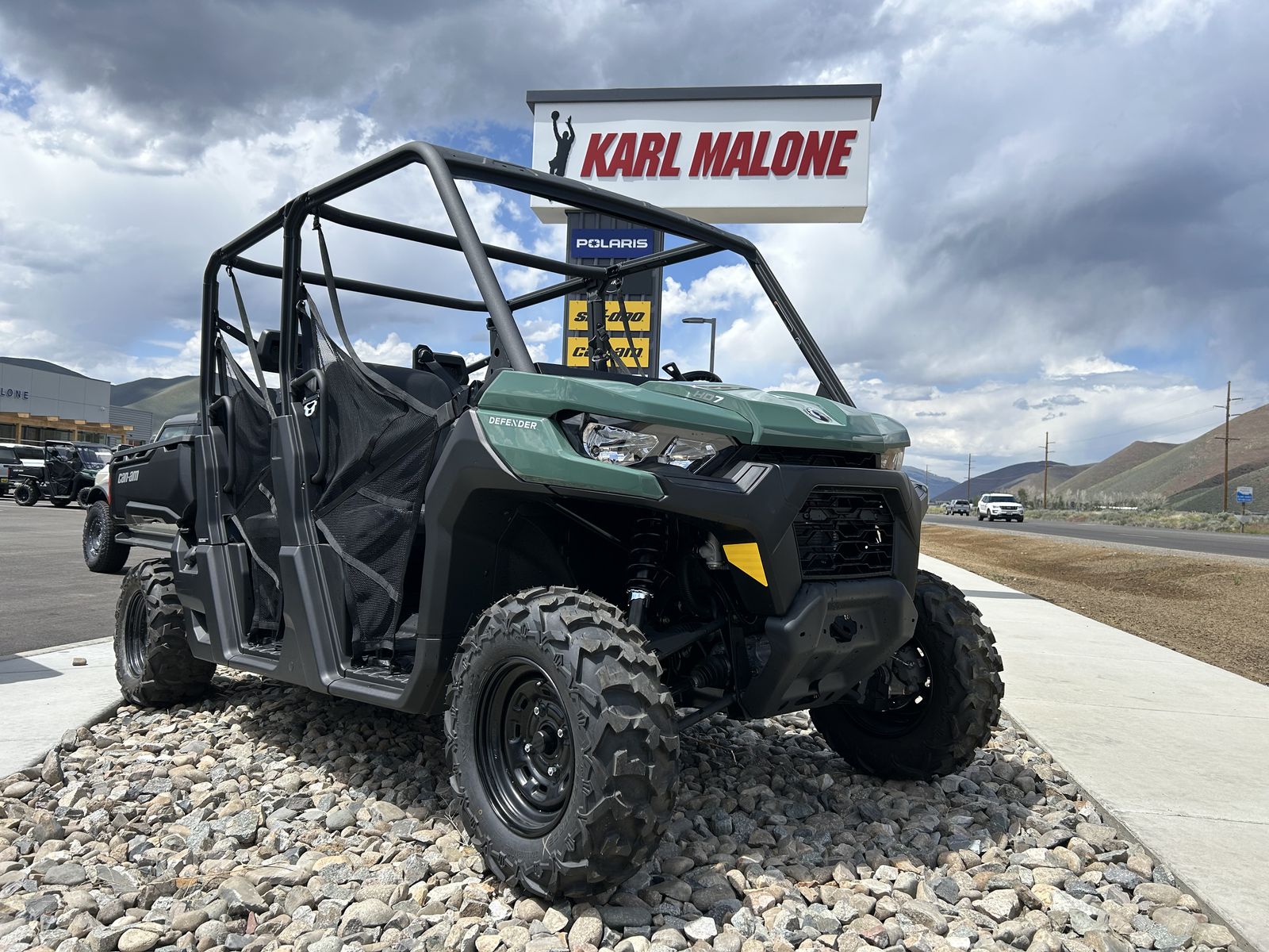 2025 Can-Am Defender MAX HD7 Compass Green - UB019