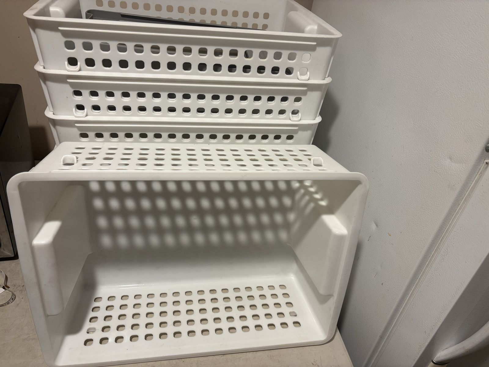 Rubbermaid Sliding Storage Basket Tote Set Organizer Drawers