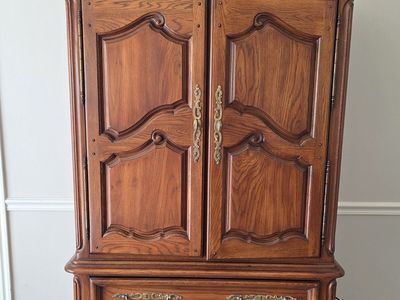 Bedroom Armoire