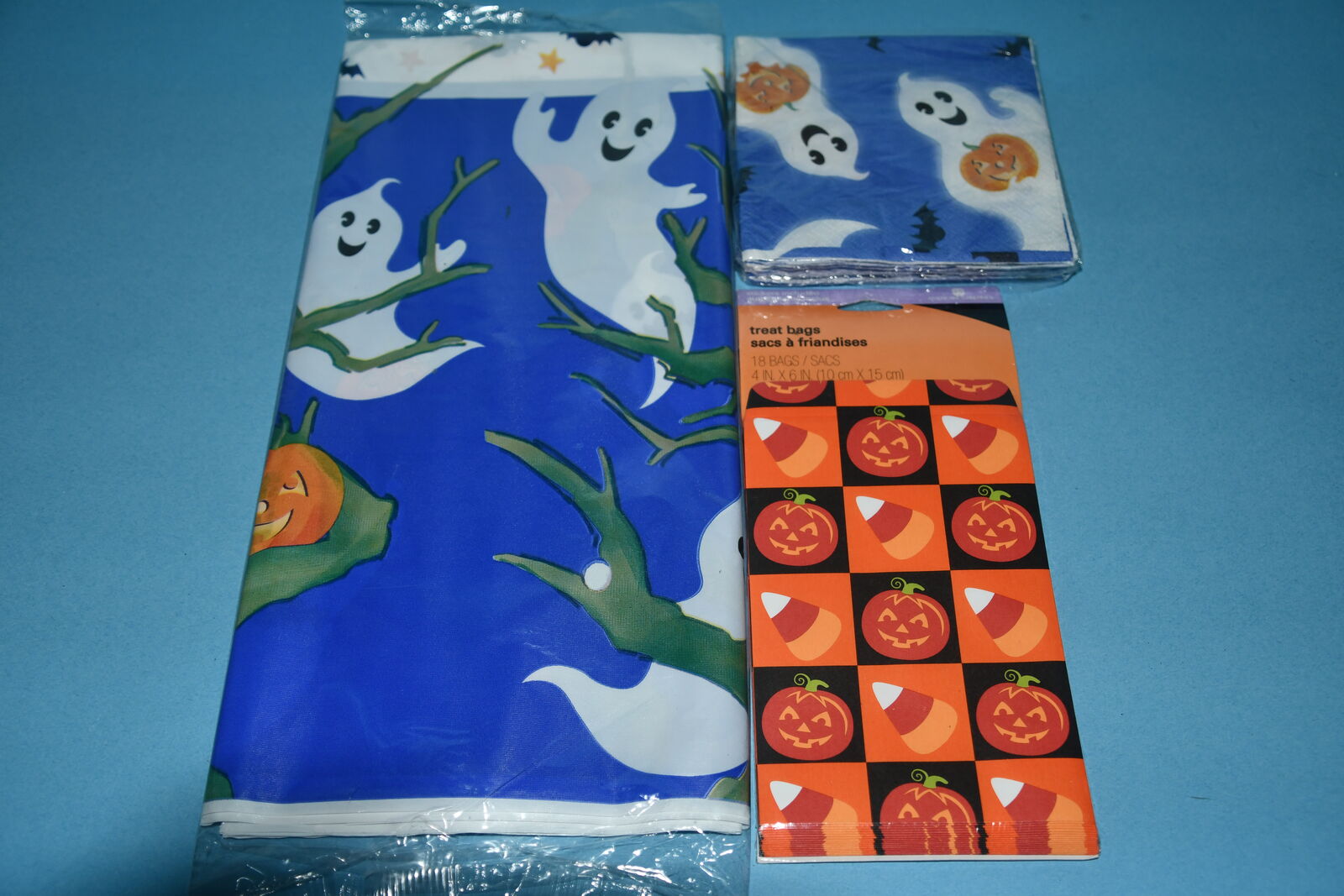 NEW HALLOWEEN TABLECLOTH, NAPKINS & TREAT BAGS ~ GHOSTS & PUMPKINS