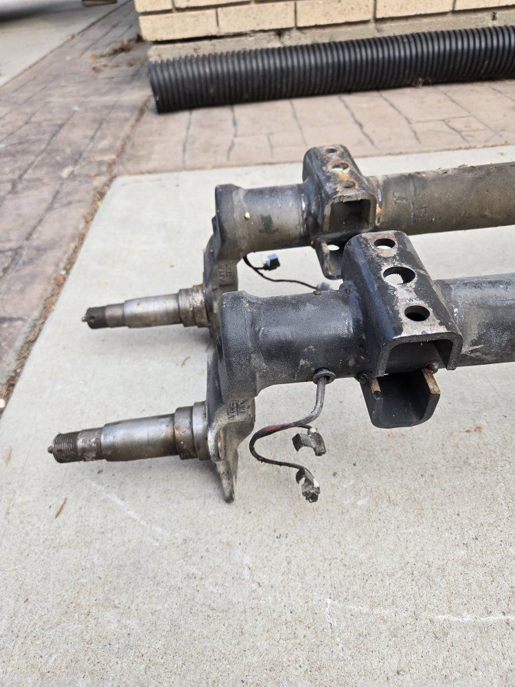 Used Trailer Axles Set (3500lbs ea)