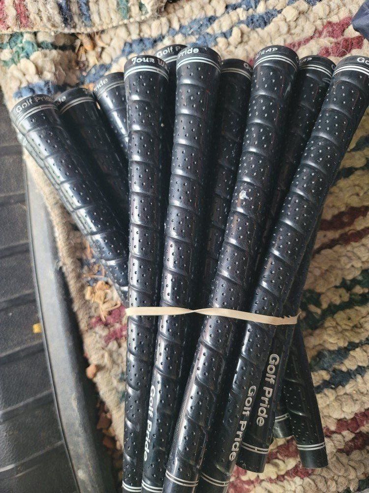 17 Golf Pride Midsize Tour Wrap Grips