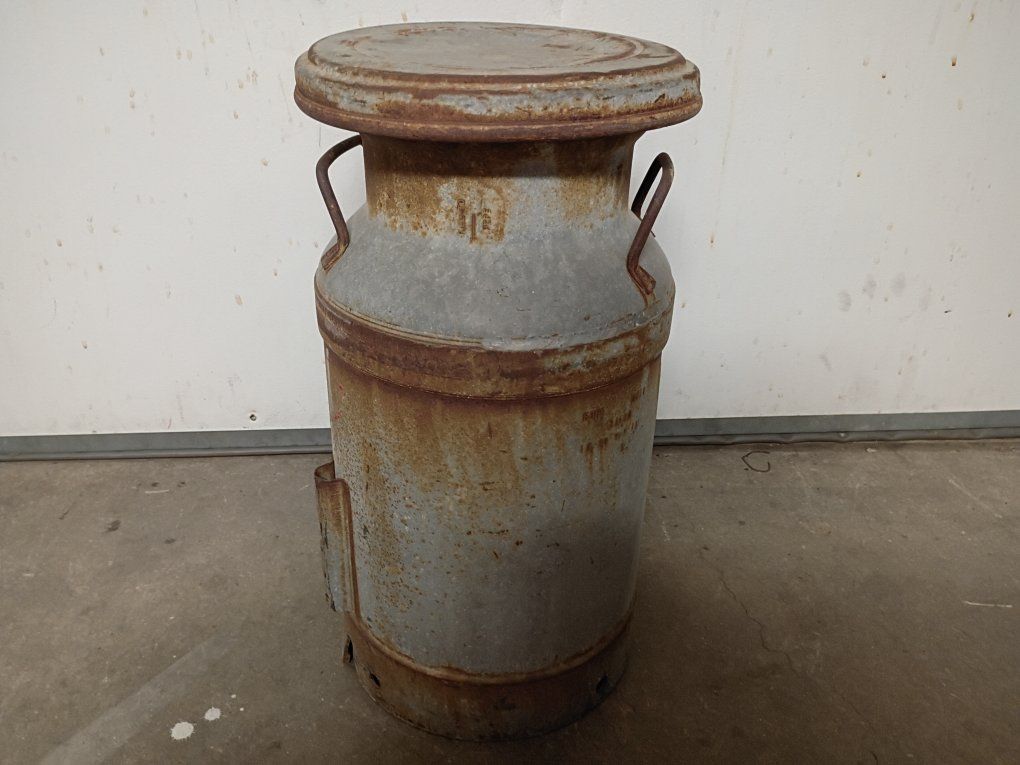 Main image 7