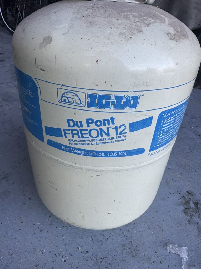 R12 30 Gallon Freon