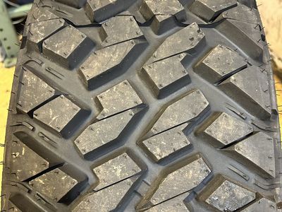 4 NITTO TRAIL GRAPPLER M/T BSW LT 285 70 17 121Q 10PLY MUD TIRE 205930