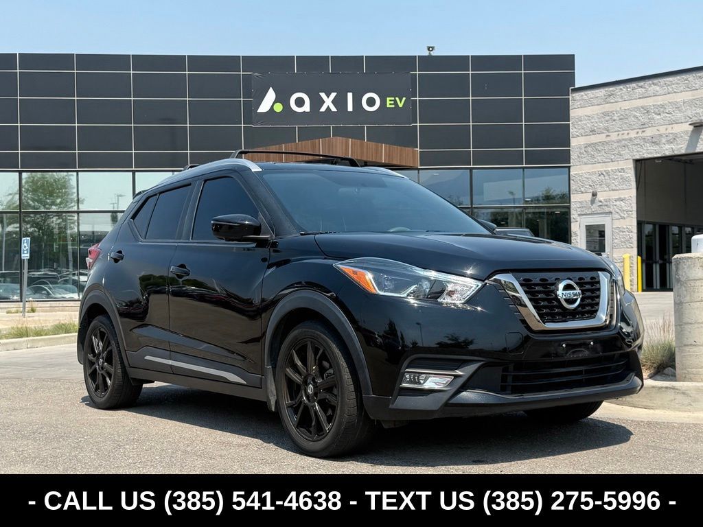 2019 Nissan Kicks SR